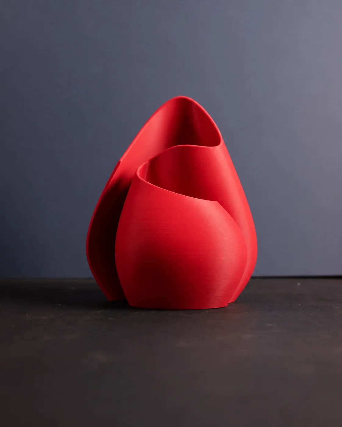 Flowing Sheet Vase, photo 6 of 7