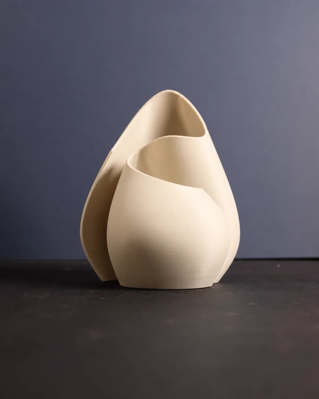 Flowing Sheet Vase, photo 7 of 7